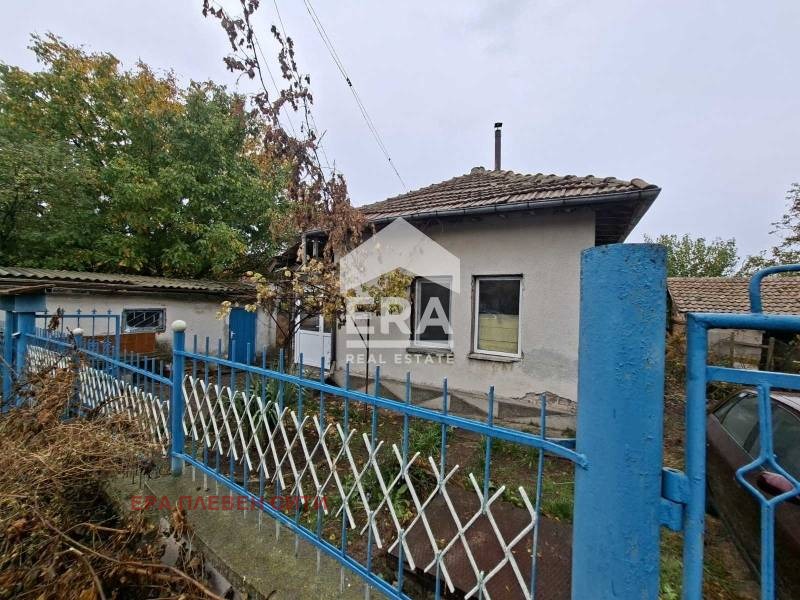 Продава КЪЩА, с. Гривица, област Плевен, снимка 3 - Къщи - 53241496