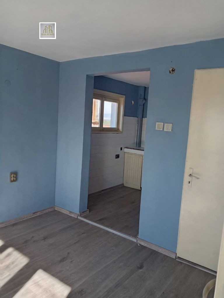 Продава ВИЛА, с. Загоре, област Стара Загора, снимка 3 - Вили - 54225055