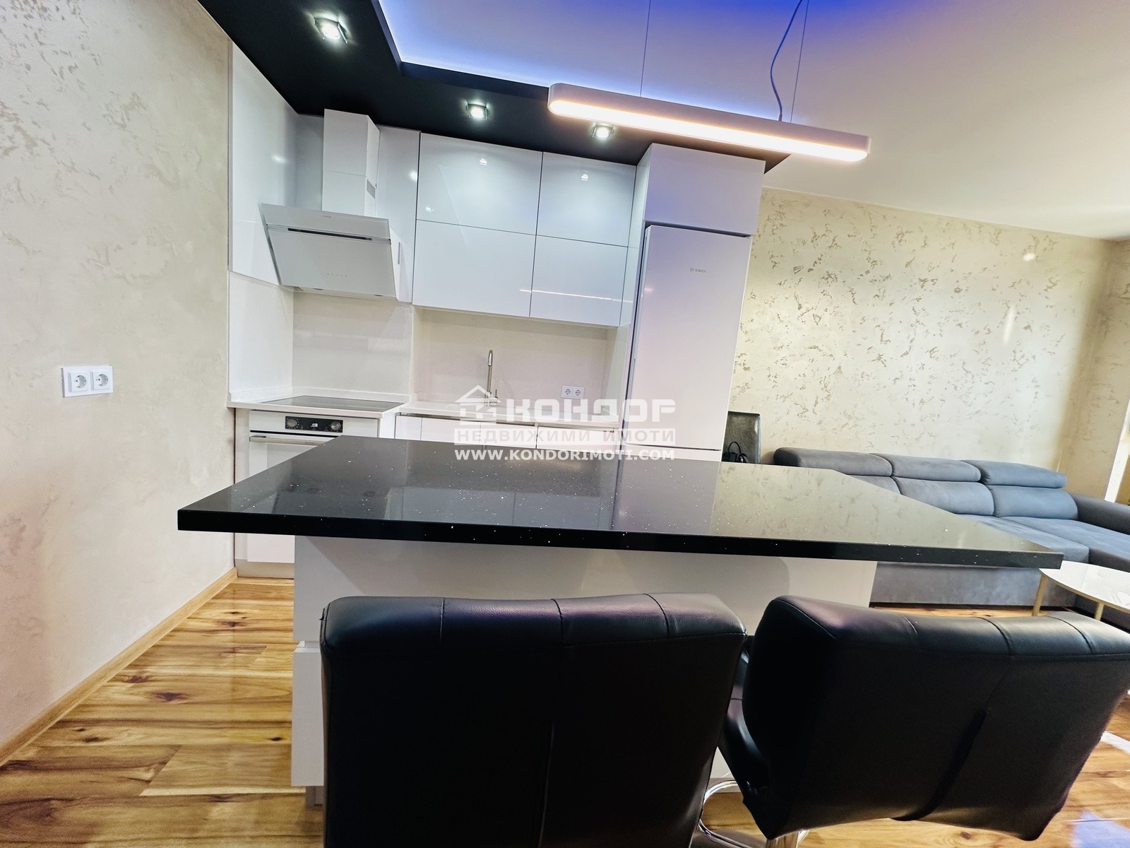 Продава 2-СТАЕН, гр. Пловдив, Кючук Париж, снимка 3 - Апартаменти - 53635240