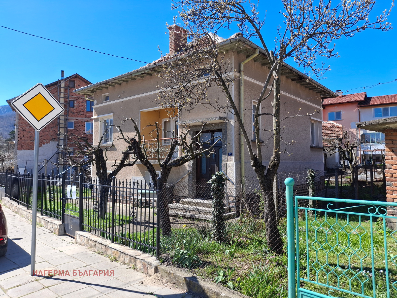 Продава КЪЩА, гр. Вършец, област Монтана, снимка 3 - Къщи - 54237028