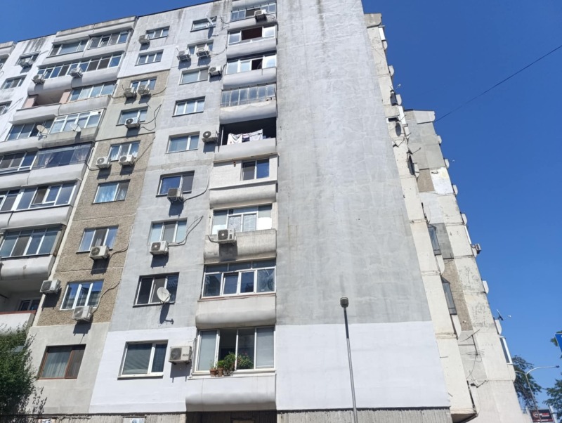 Продава  3-стаен град Варна , Стадион Спартак , 65 кв.м | 23333868 - изображение [2]