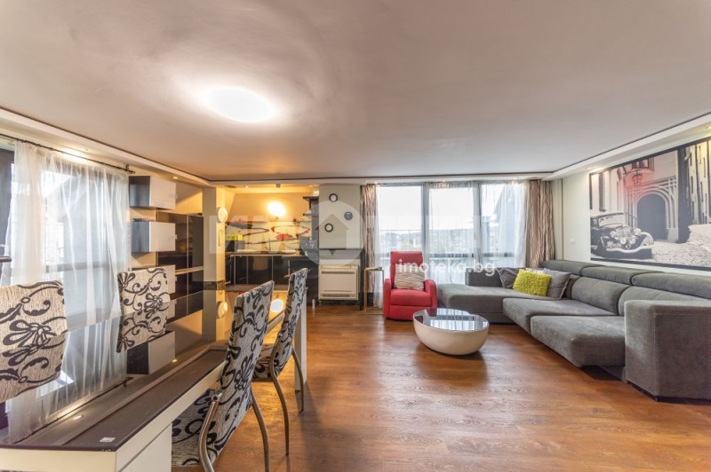 Продава 3-СТАЕН, гр. Варна, Левски 1, снимка 2 - Апартаменти - 52038446