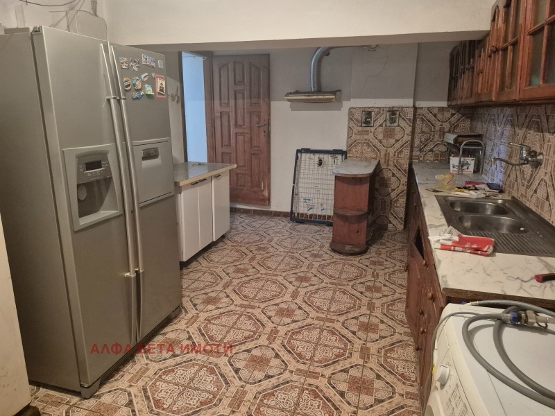 Продава КЪЩА, с. Злати войвода, област Сливен, снимка 9 - Къщи - 52991593