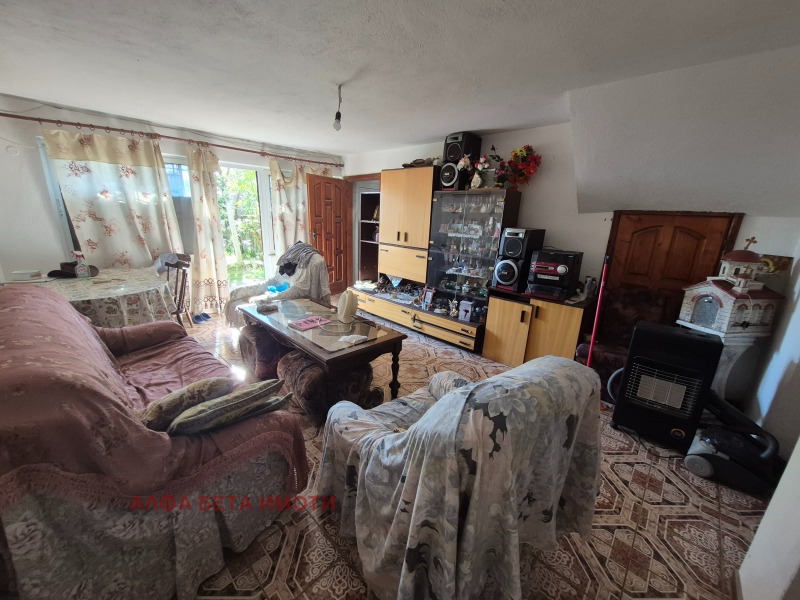 Продава КЪЩА, с. Злати войвода, област Сливен, снимка 13 - Къщи - 52991593