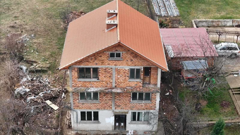 Продава КЪЩА в област Враца, с. Костелево - 360 кв.м / 100 000 € » 195 583.00 лв., КЛЕОПАТРА 100