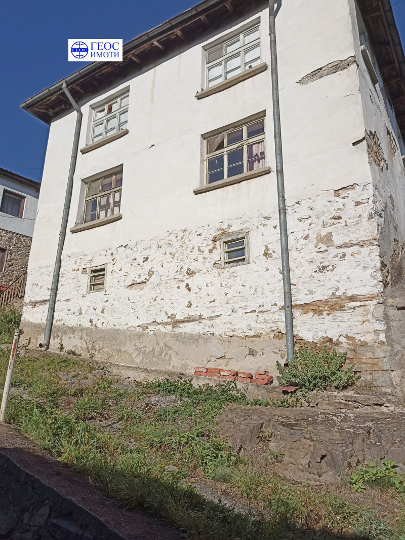 Продава КЪЩА в област Смолян, с. Търън - 165 кв.м / 17 383.92 € » 34 000 лв., ГЕОС ИМОТИ ЕООД