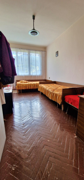 1 chambre Tompsan, région Sofia 7