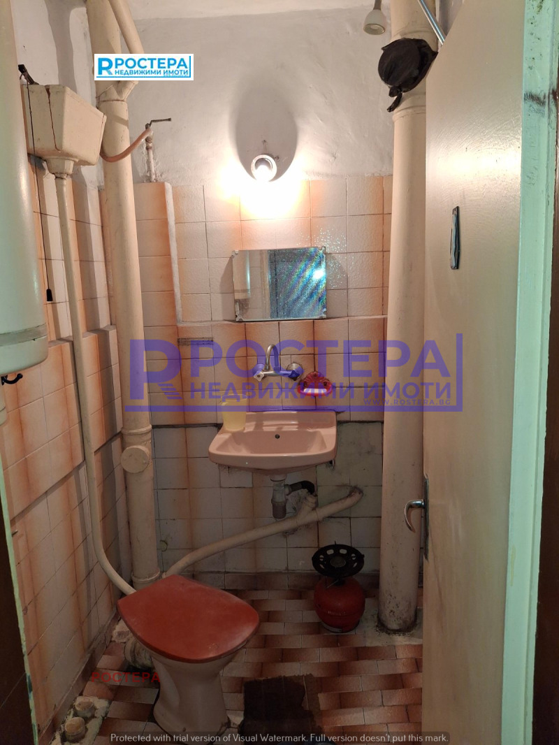 Продава 3-СТАЕН, гр. Търговище, Запад 2, снимка 11 - Апартаменти - 52532294