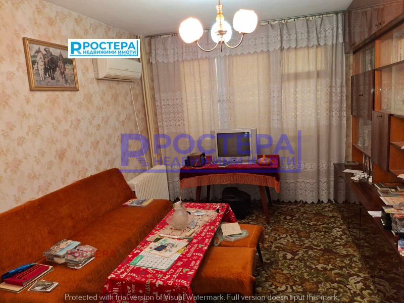 Продава 3-СТАЕН, гр. Търговище, Запад 2, снимка 2 - Апартаменти - 52532294