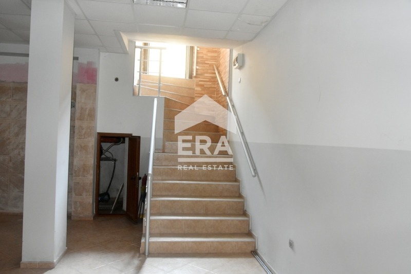 Продава ОФИС, гр. Варна, Погреби, снимка 2 - Офиси - 56358310
