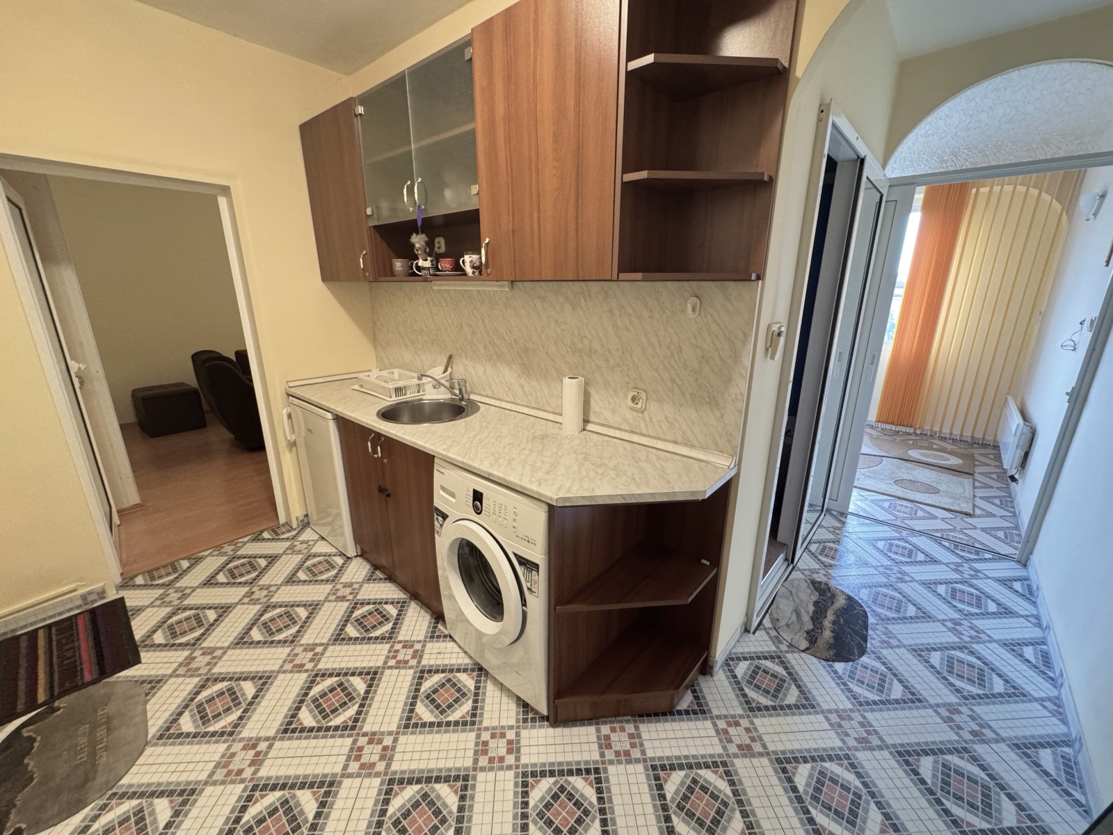 Продава 2-СТАЕН, гр. София, Люлин 8, снимка 4 - Апартаменти - 55702287