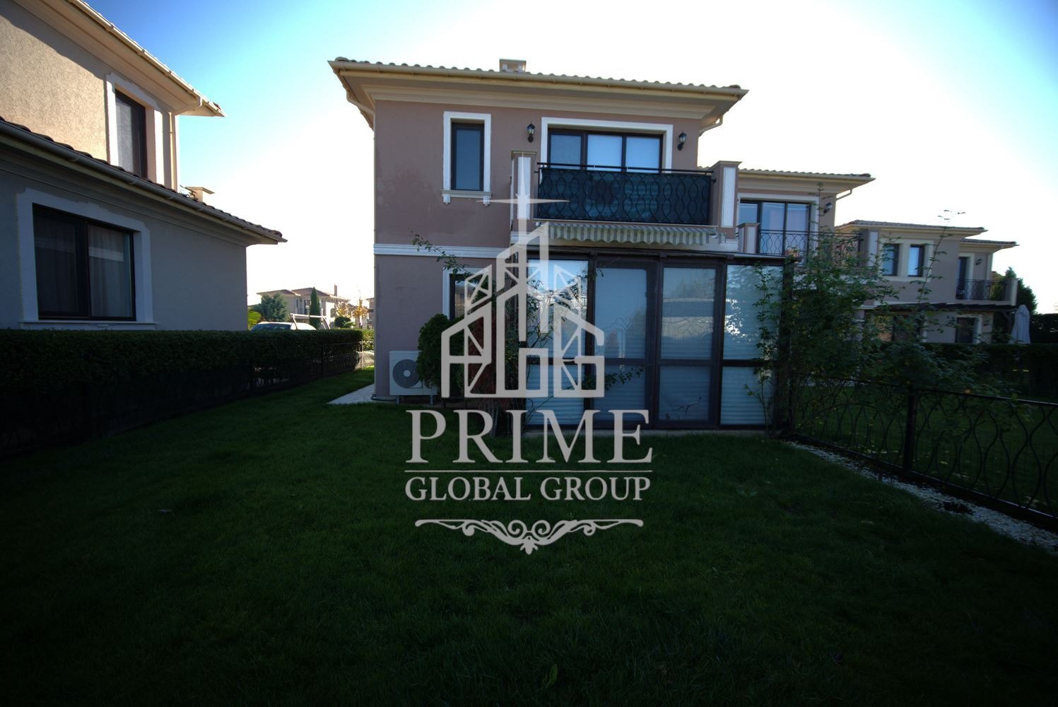 Продава КЪЩА, гр. Поморие, област Бургас, снимка 2 - Къщи - 54278308