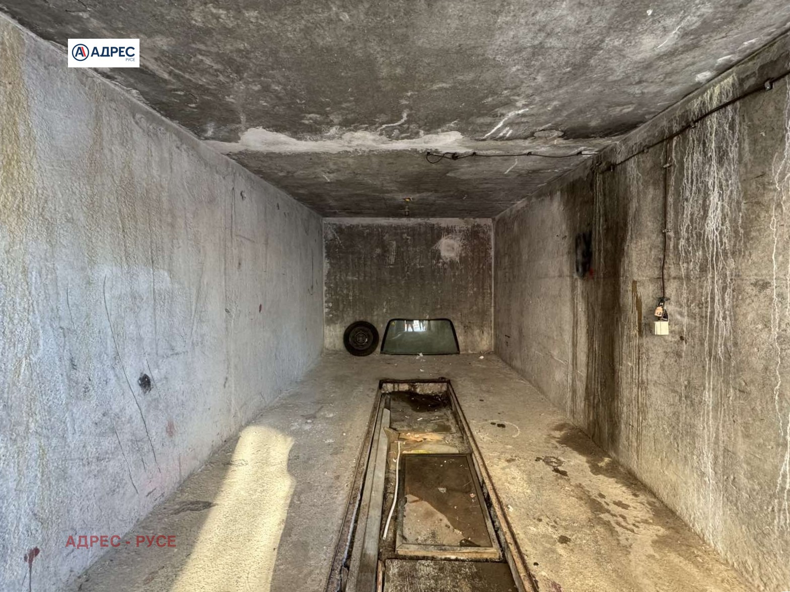 Продава ГАРАЖ, ПАРКОМЯСТО, гр. Русе, Дружба 3, снимка 2 - Гаражи и паркоместа - 53814719