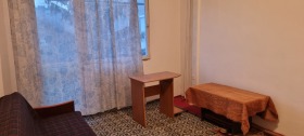 Продажба на едностайни апартаменти в град Разград - изображение 2 