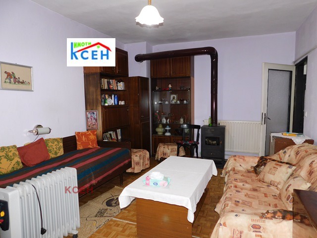 Продава  2-стаен град Търговище , Запад 2 , 58 кв.м | 99378928