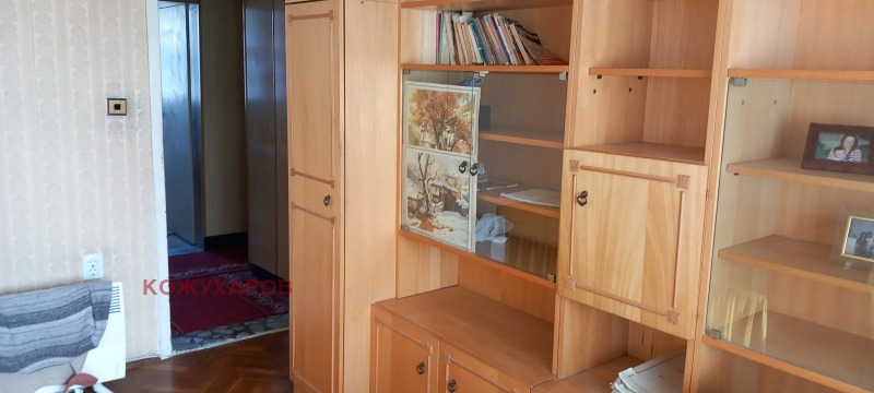 Продава 3-СТАЕН, гр. Казанлък, област Стара Загора, снимка 7 - Апартаменти - 53108570