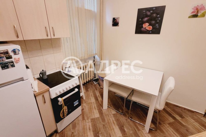 Продава 3-СТАЕН, гр. София, Докторски паметник, снимка 3 - Апартаменти - 53177550