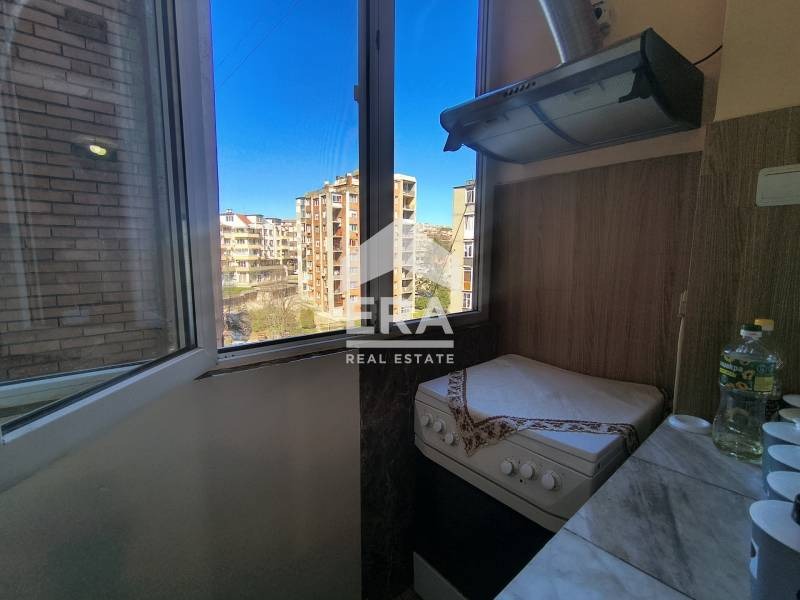 Продава 3-СТАЕН, гр. Велико Търново, Център, снимка 4 - Апартаменти - 53798720