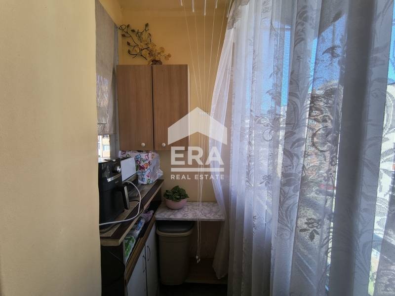 Продава 3-СТАЕН, гр. Велико Търново, Център, снимка 2 - Апартаменти - 53798720