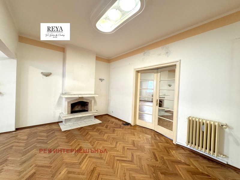 De vânzare  3 dormitoare Sofia , Țentâr , 140 mp | 87643765 - imagine [6]