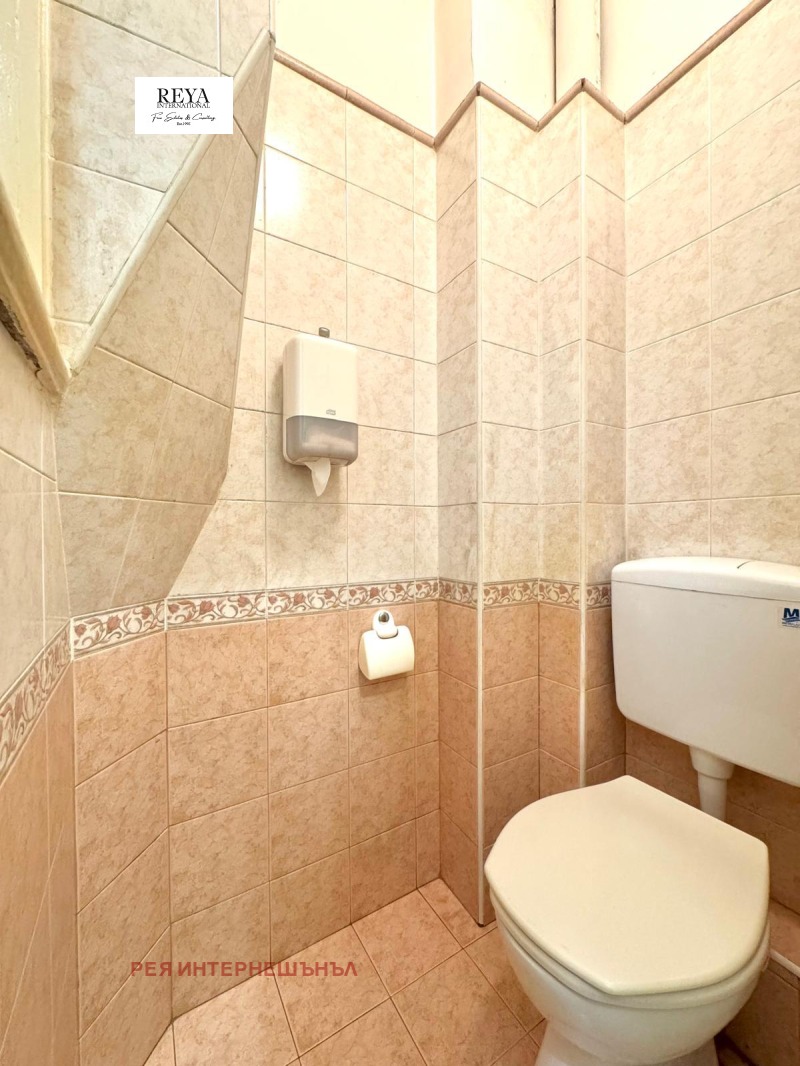 De vânzare  3 dormitoare Sofia , Țentâr , 140 mp | 87643765 - imagine [15]