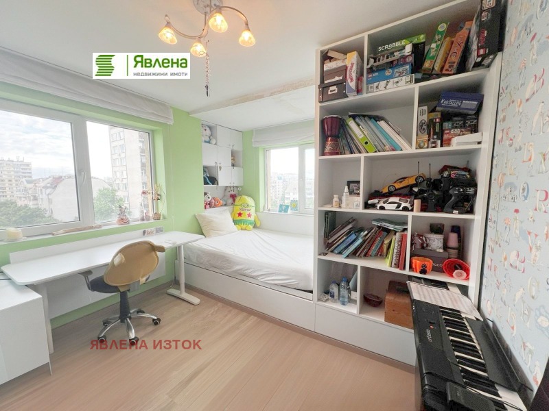 De vânzare  3 dormitoare Sofia , Strelbiște , 167 mp | 51684538 - imagine [3]