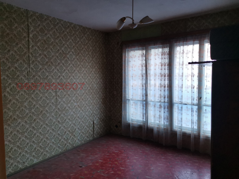 Продава 4-СТАЕН, гр. Карнобат, област Бургас, снимка 12 - Апартаменти - 52781678