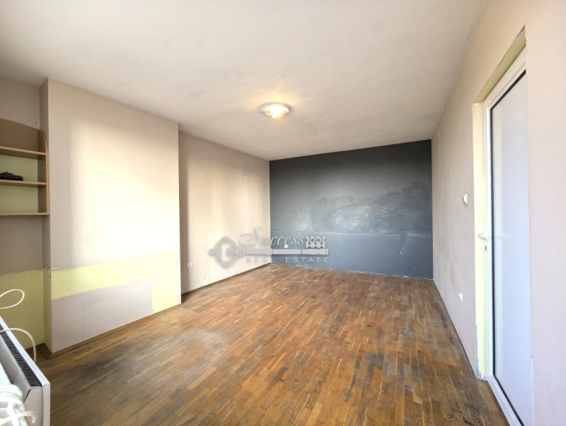 Продава 4-СТАЕН, гр. Варна, Колхозен пазар, снимка 5 - Апартаменти - 52843769