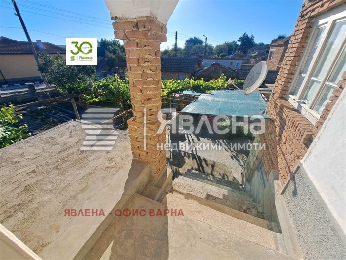 Продава КЪЩА, с. Метличина, област Варна, снимка 10 - Къщи - 53059163
