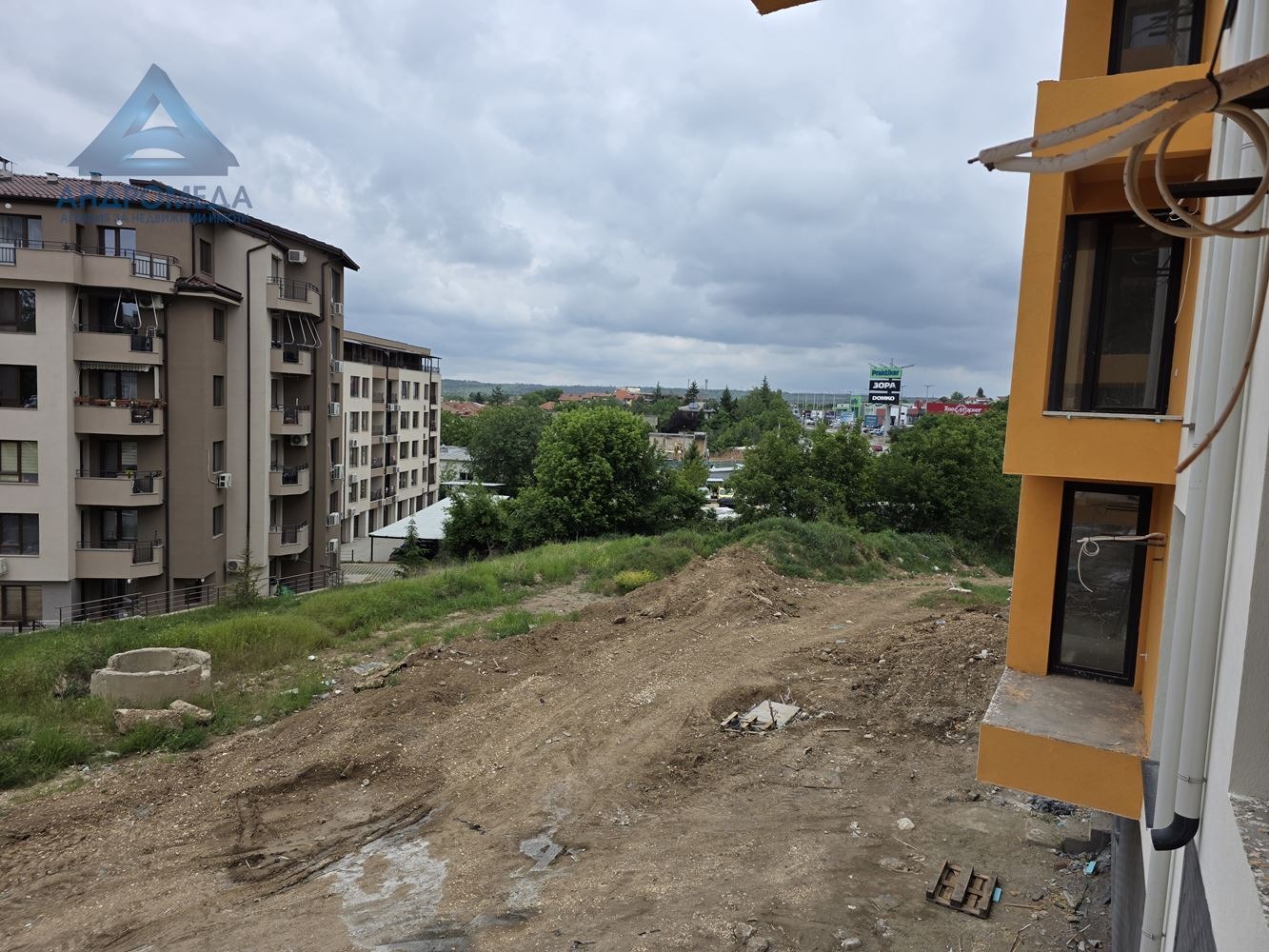 Продава 3-СТАЕН, гр. Плевен, Широк център