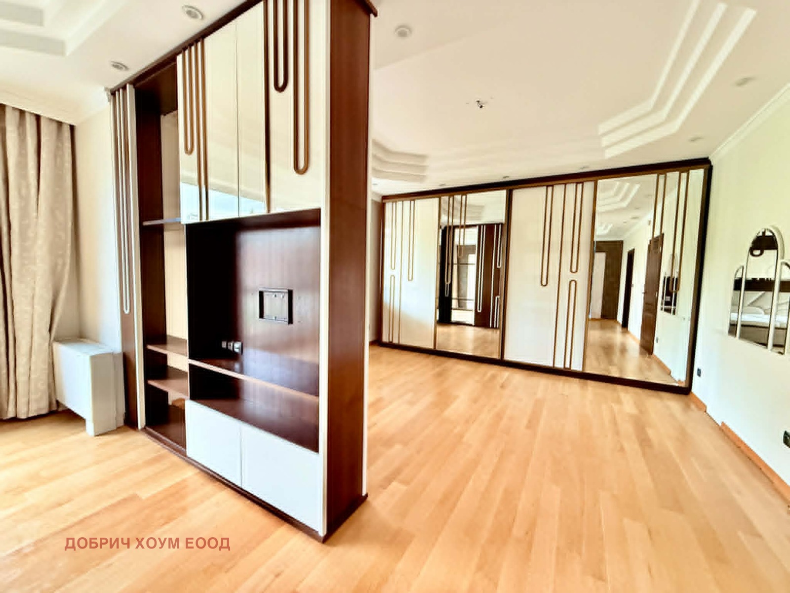 Продава КЪЩА, гр. Добрич, Център, снимка 8 - Къщи - 54664962