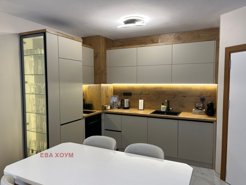 Продава 2-СТАЕН в град Пловдив, Остромила - 64 кв.м / 129 900 € » 254 062.32 лв., ЕВА ХОУМ