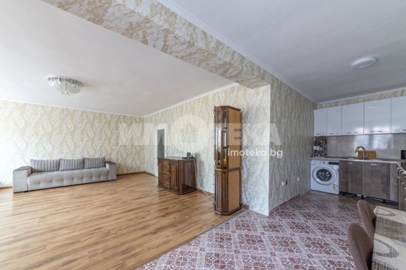 Продается  2 спальни Варна , Гранд Мол , 121 кв.м | 40499338 - изображение [3]