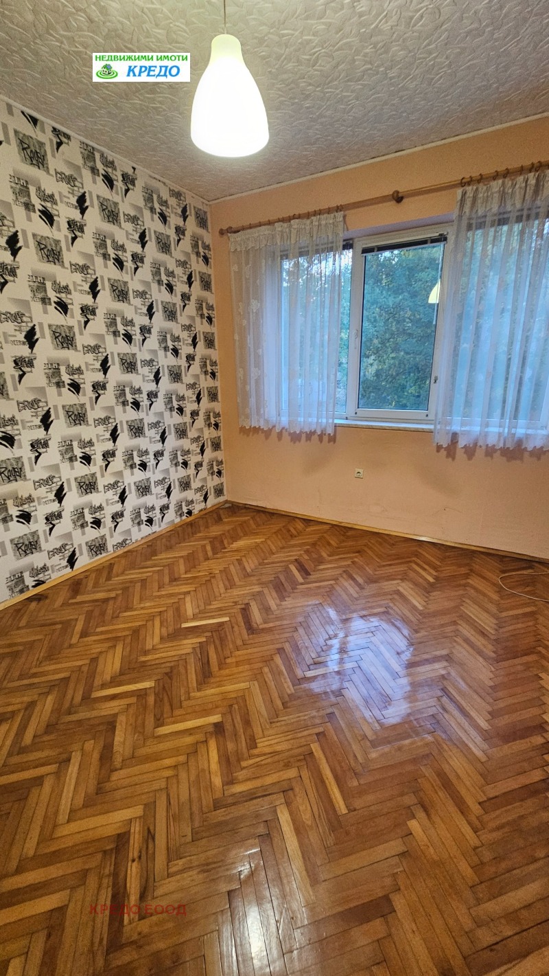 Продава 3-СТАЕН, гр. Перник, Изток, снимка 5 - Апартаменти - 52652255