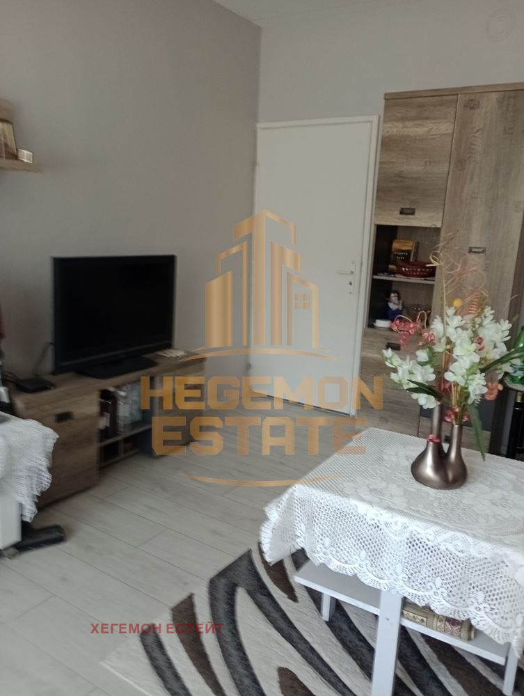 De vânzare  3 dormitoare Varna , Vâzrajdane 4 , 122 mp | 52637762 - imagine [7]
