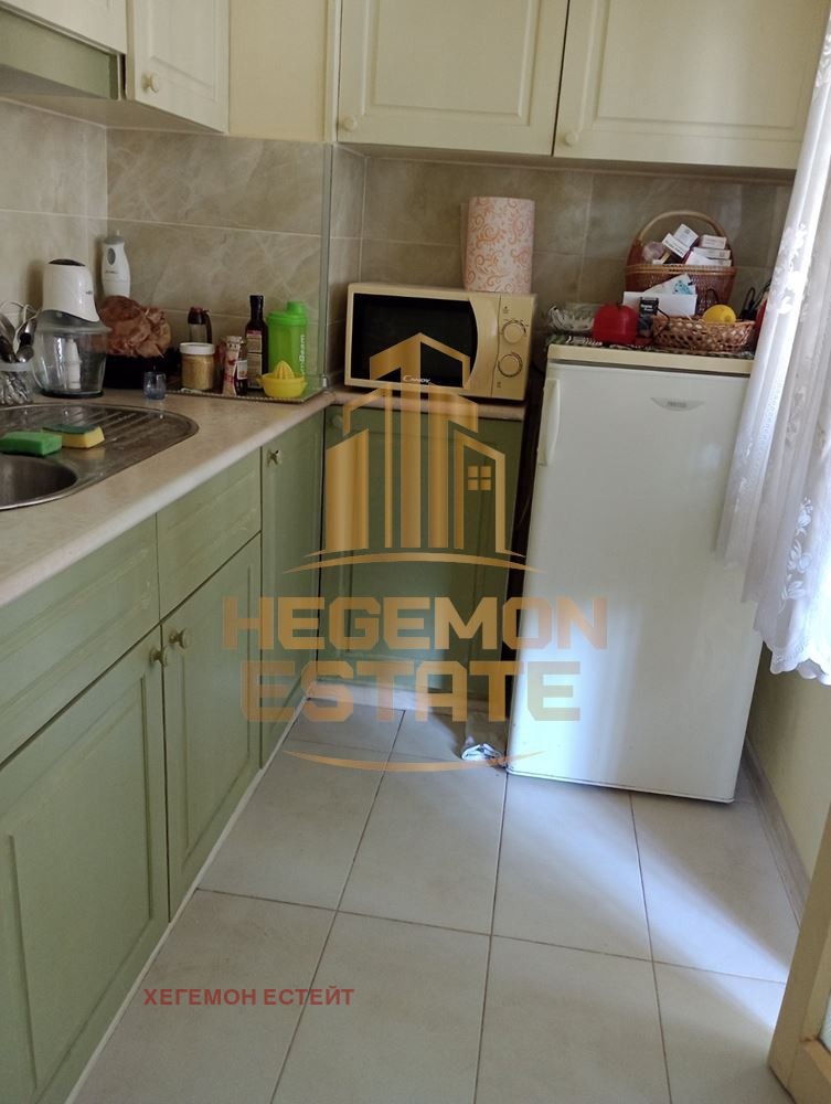 De vânzare  3 dormitoare Varna , Vâzrajdane 4 , 122 mp | 52637762 - imagine [9]