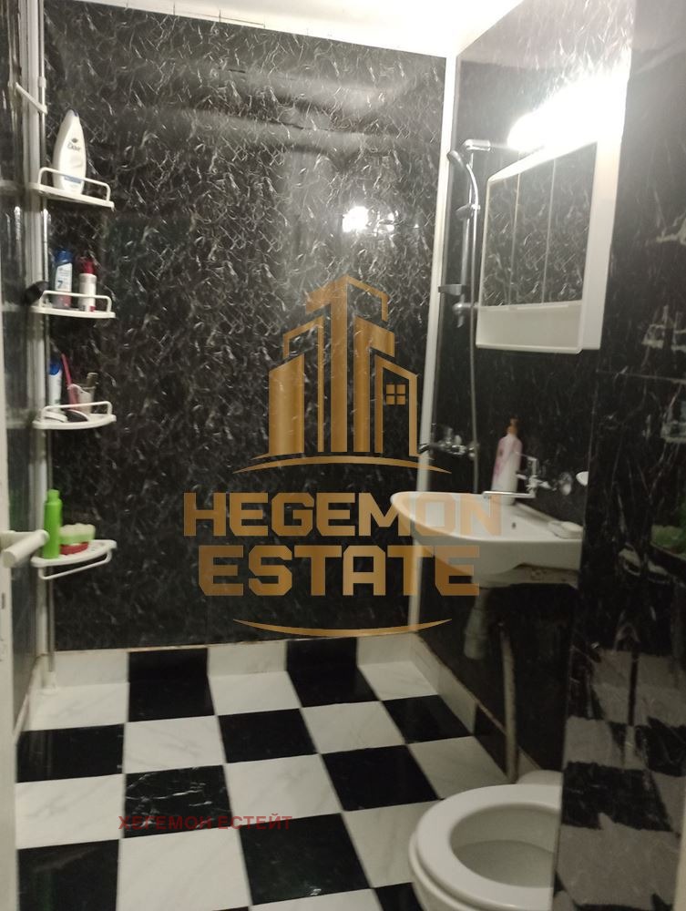 De vânzare  3 dormitoare Varna , Vâzrajdane 4 , 122 mp | 52637762 - imagine [11]