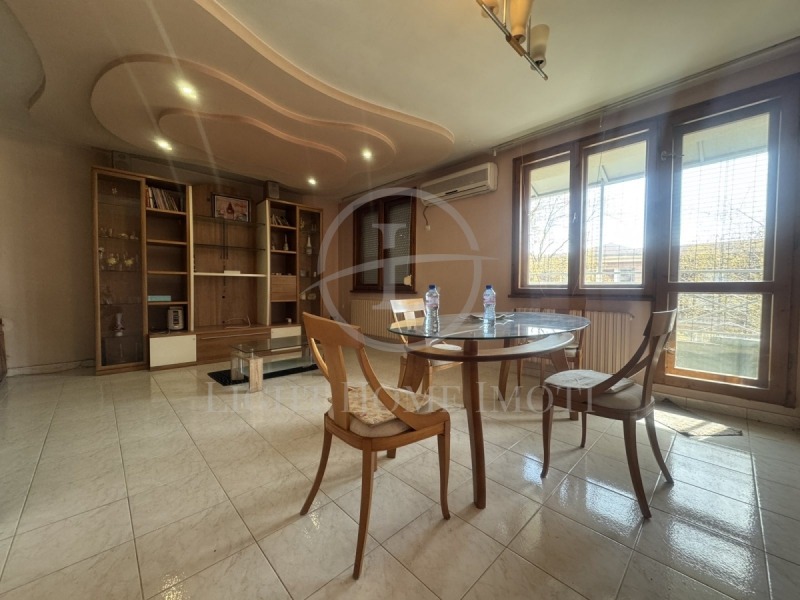 Myytävänä  Pienhuoneisto Plovdiv , Karšijaka , 152 neliömetriä | 51678295 - kuva [2]