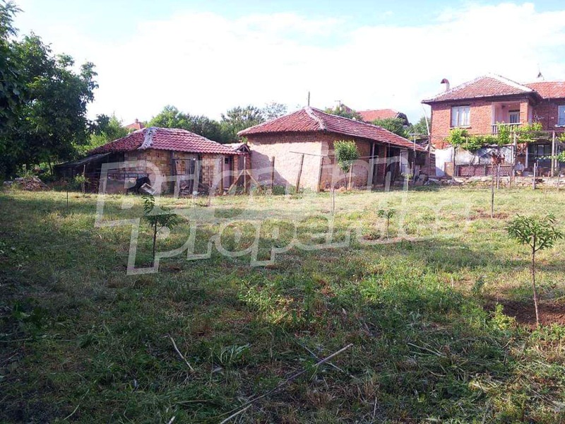 Продава  Къща, област Хасково, с. Мрамор • 12 500 EUR • ID 42781112 — holmes.bg - [1] 