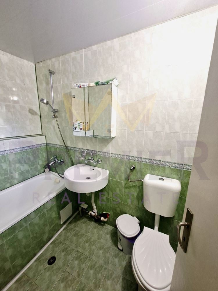 Продава КЪЩА, гр. Варна, Погреби, снимка 8 - Къщи - 55625294