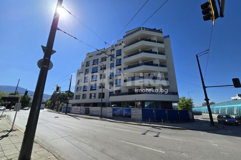 En venta  Comercio Sofia , Mladost 1 , 35 metros cuadrados | 11677310 - imagen [6]