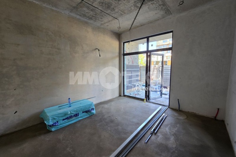 En venta  Comercio Sofia , Mladost 1 , 35 metros cuadrados | 11677310 - imagen [5]