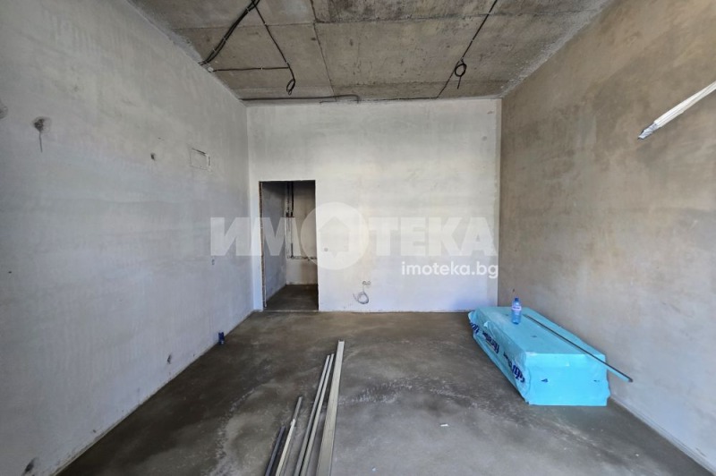 En venta  Comercio Sofia , Mladost 1 , 35 metros cuadrados | 11677310 - imagen [2]
