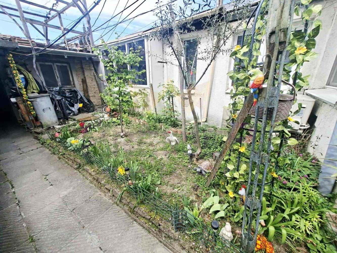 Продава КЪЩА, гр. Варна, Погреби, снимка 12 - Къщи - 55625294