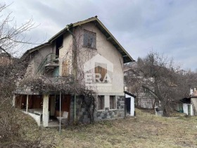 Haus Rudarzi, region Pernik 1