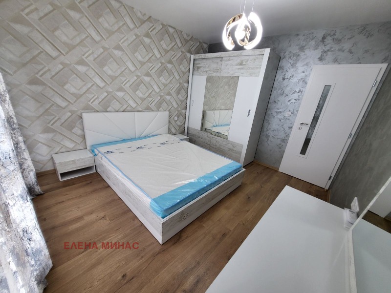 Myytävänä  2 makuuhuonetta Šumen , Tsentar , 118 neliömetriä | 39257613 - kuva [3]