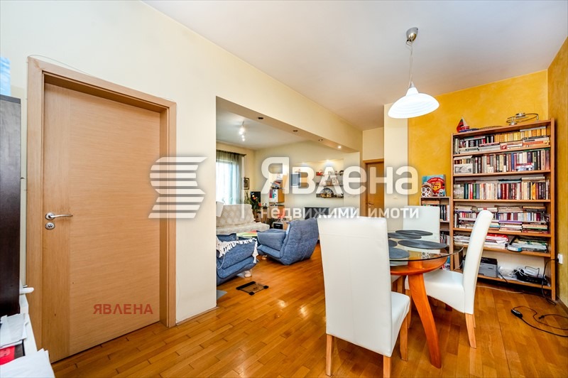 Продава  4-стаен град София , Център , 84 кв.м | 17916721