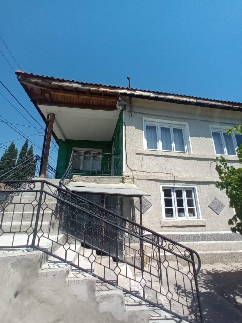 Til salgs  Hus region Varna , Devnja , 124 kvm | 65746140 - bilde [3]