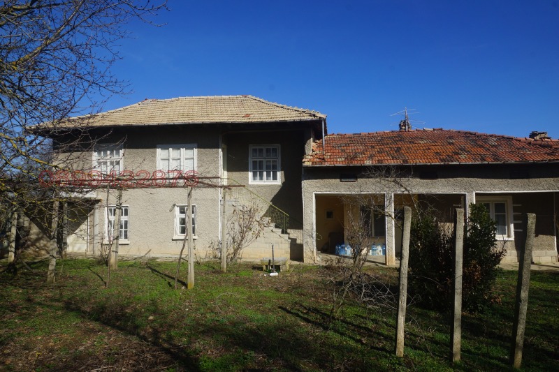 Продава КЪЩА, с. Имренчево, област Шумен