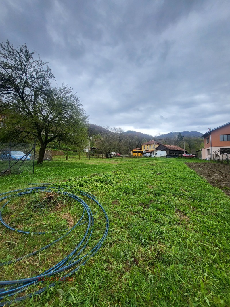 Till salu  Komplott region Lovech , Beli Osam , 1477 kvm | 77697932 - bild [8]